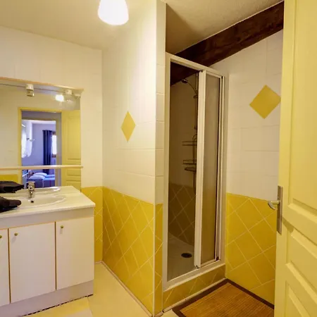 Maison Authentique 19e Siecle Avec Jardin Et Animaux Acceptes
