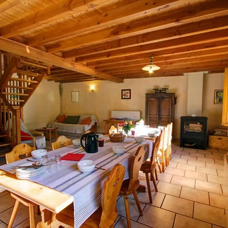 Maison Authentique 19e Siecle Avec Jardin Et Animaux Acceptes