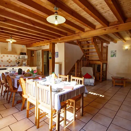 Venkovský dům Maison Authentique 19e Siecle Avec Jardin Et Animaux Acceptes